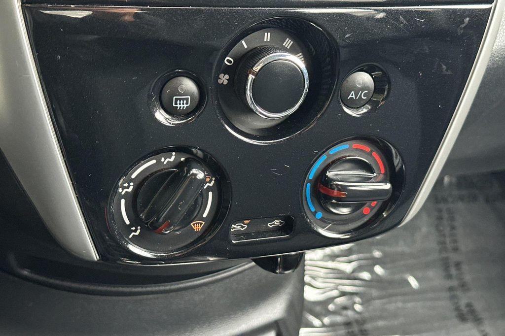 used 2015 Nissan Versa Note car, priced at $6,995