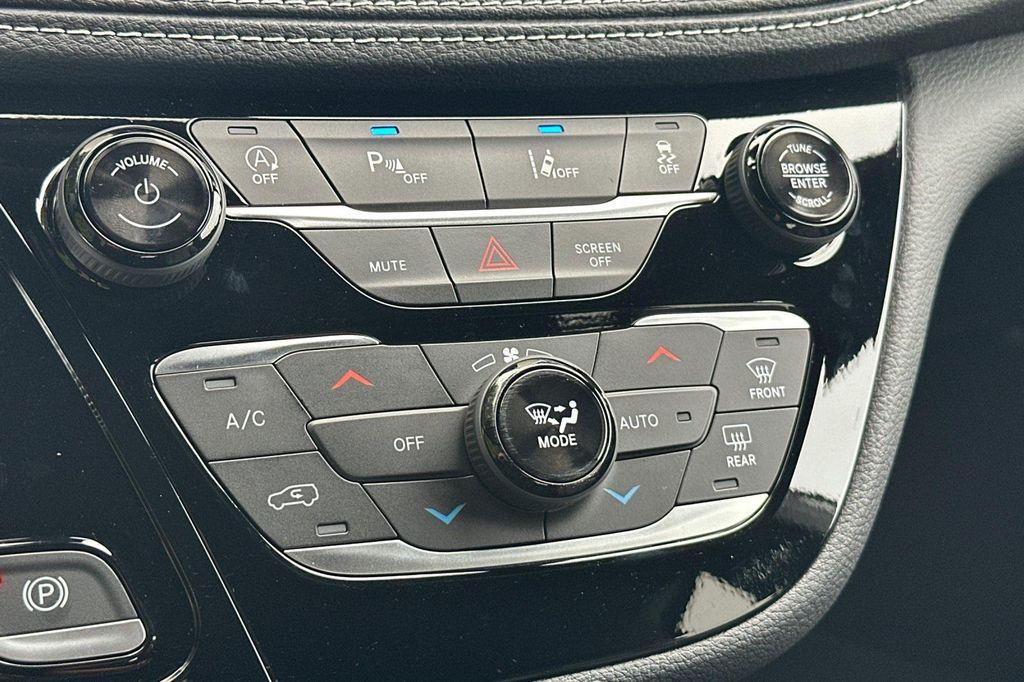 new 2026 Chrysler Pacifica car, priced at $47,065