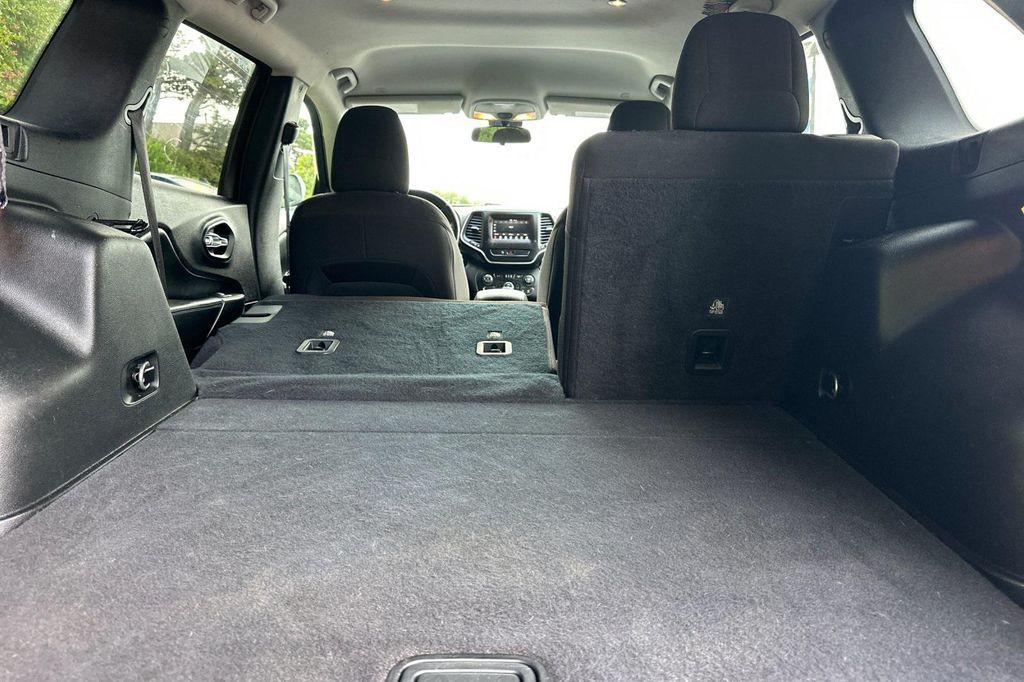 used 2020 Jeep Cherokee car, priced at $15,800
