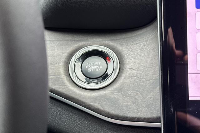 new 2025 Jeep Grand Cherokee L car, priced at $55,830