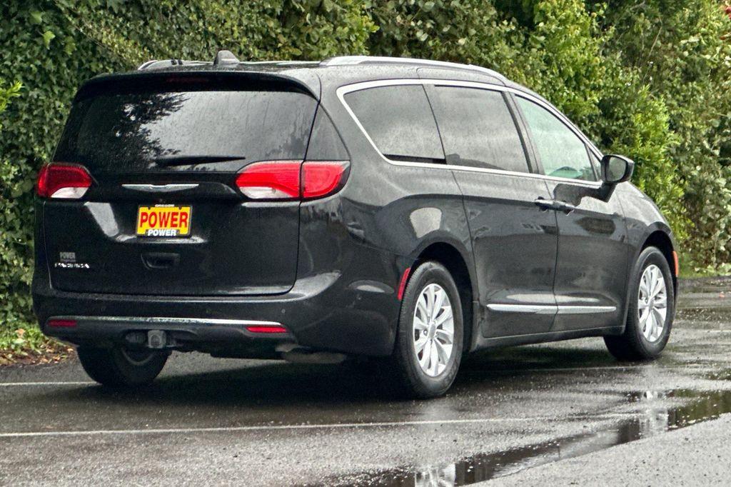 used 2018 Chrysler Pacifica car, priced at $18,439