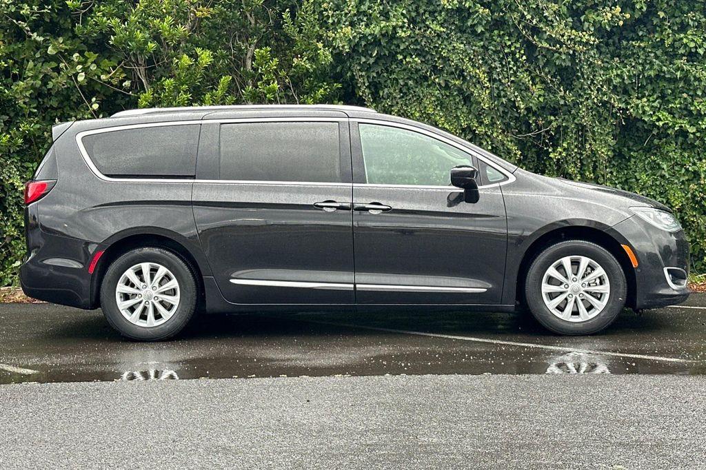 used 2018 Chrysler Pacifica car, priced at $18,439