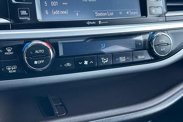 used 2014 Toyota Highlander car, priced at $18,990