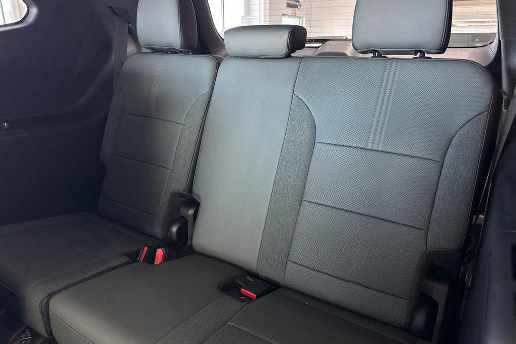 new 2025 GMC Acadia car, priced at $62,030