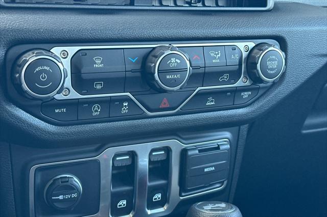 new 2025 Jeep Wrangler car, priced at $36,550