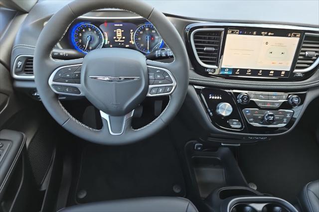 new 2025 Chrysler Pacifica car, priced at $44,940