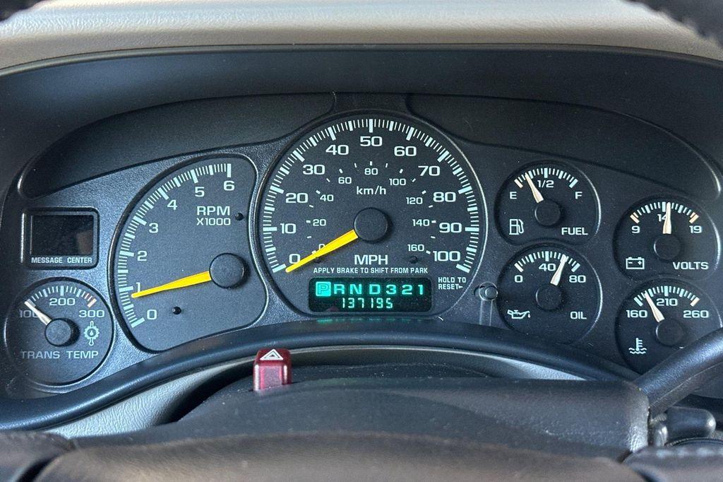 used 2001 Chevrolet Suburban car, priced at $14,995