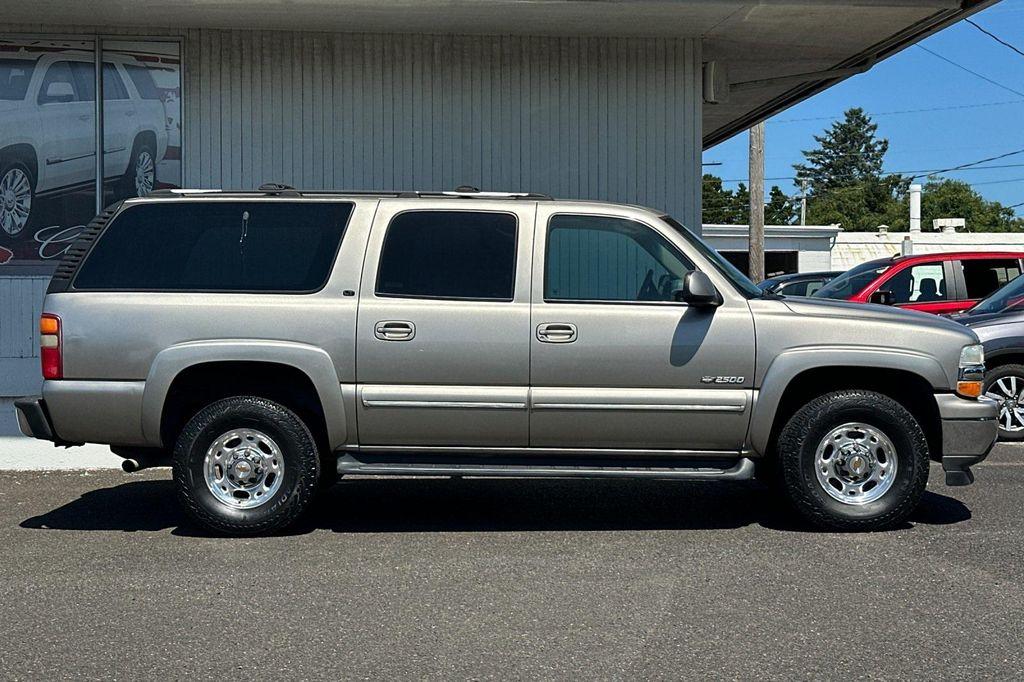 used 2001 Chevrolet Suburban car, priced at $14,995