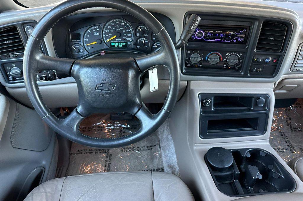 used 2001 Chevrolet Suburban car, priced at $14,995