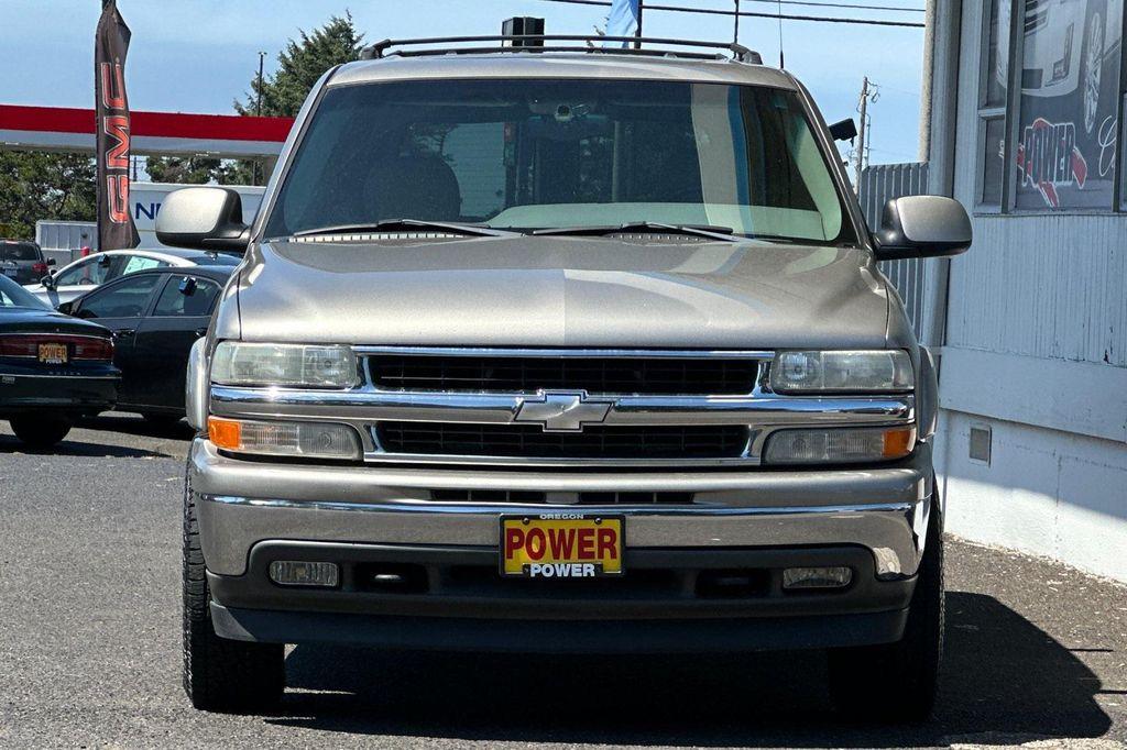 used 2001 Chevrolet Suburban car, priced at $14,995