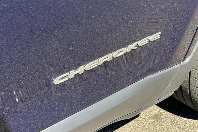 used 2014 Jeep Cherokee car, priced at $7,995