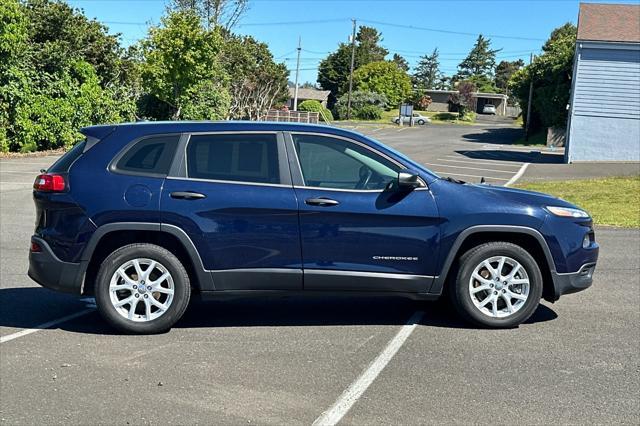used 2014 Jeep Cherokee car, priced at $7,995