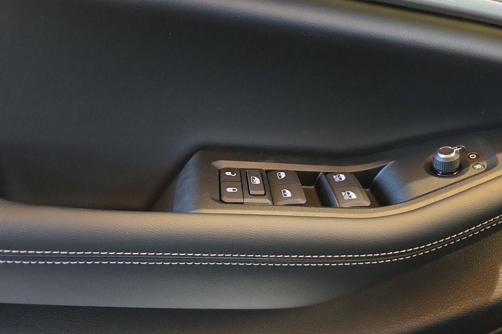 new 2025 Jeep Grand Cherokee car, priced at $45,750