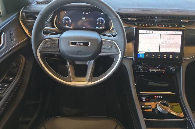new 2025 Jeep Grand Cherokee car, priced at $48,290