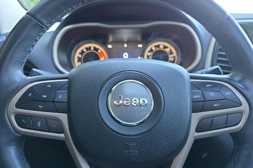 used 2018 Jeep Cherokee car, priced at $11,995