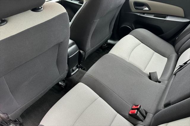 used 2014 Chevrolet Cruze car, priced at $7,995