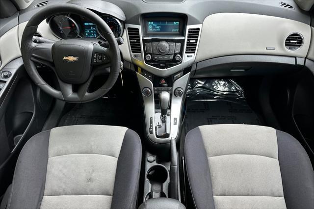 used 2014 Chevrolet Cruze car, priced at $7,995