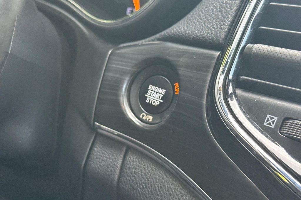used 2020 Jeep Grand Cherokee car
