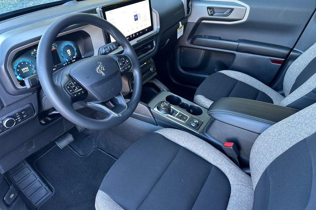 new 2025 Ford Bronco Sport car, priced at $31,495