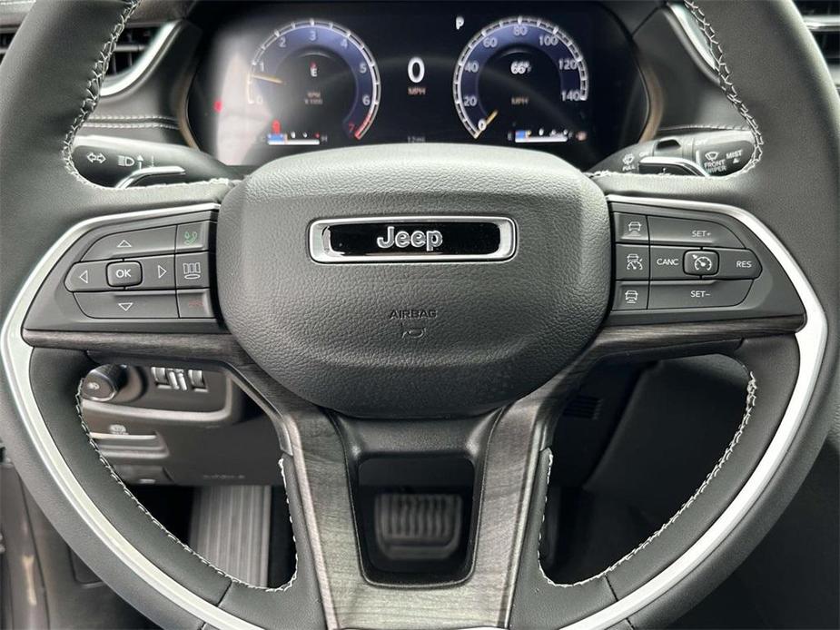 new 2024 Jeep Grand Cherokee L car, priced at $44,184