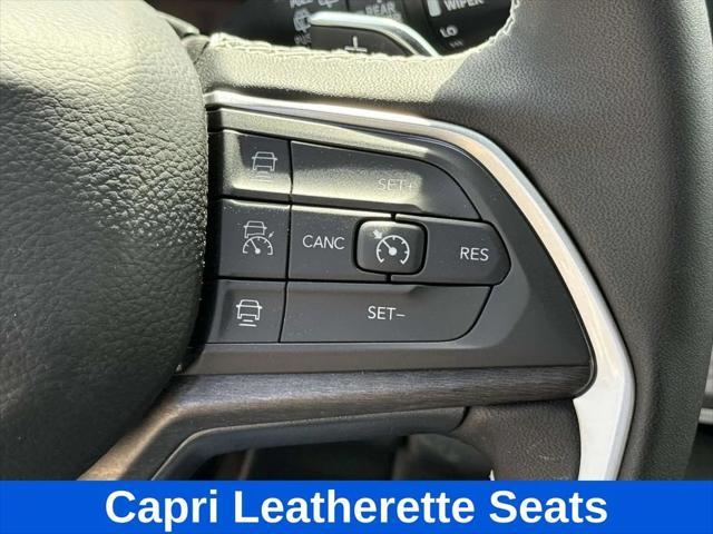 new 2025 Jeep Grand Cherokee car, priced at $40,102