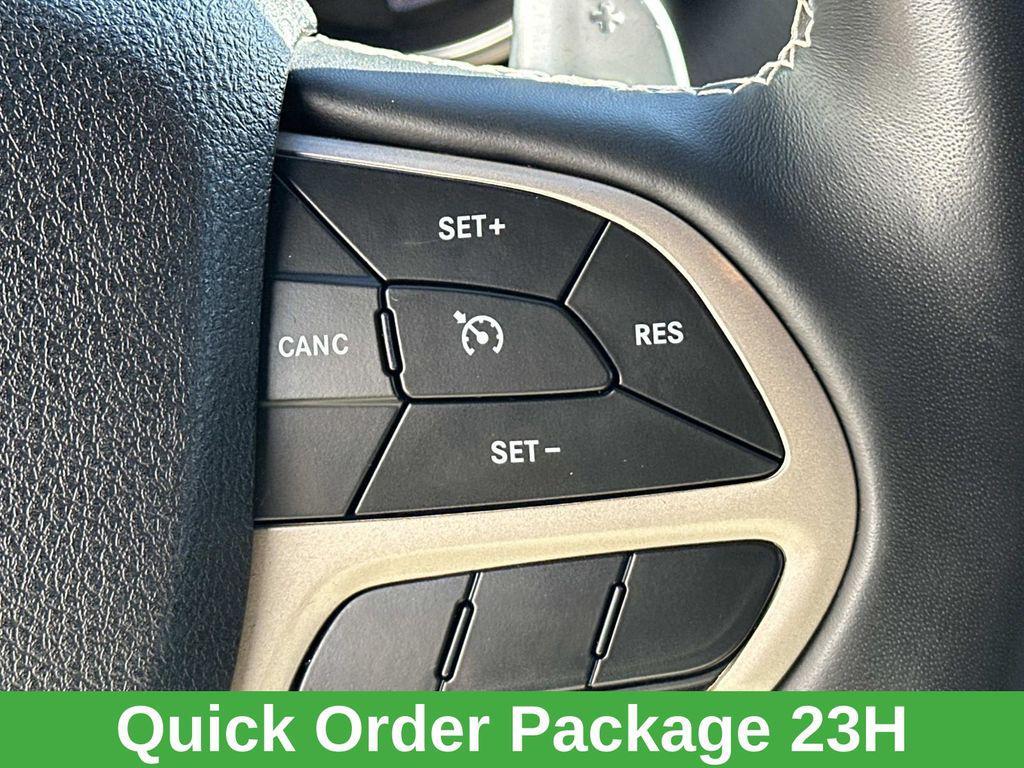 used 2017 Jeep Grand Cherokee car, priced at $15,500