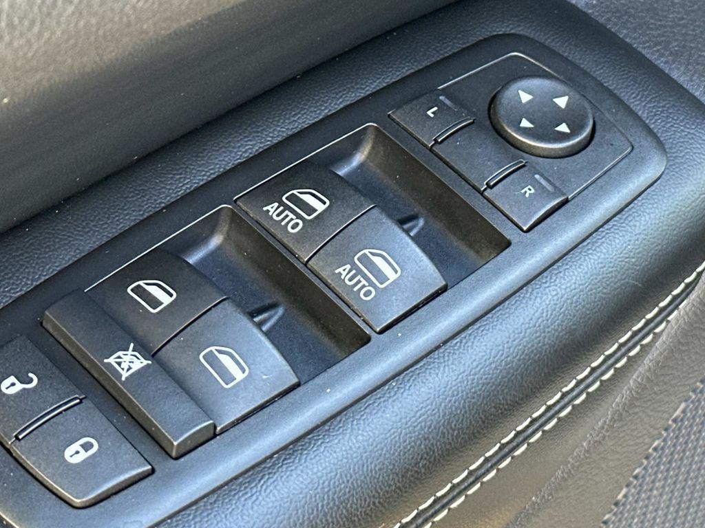 used 2017 Jeep Grand Cherokee car, priced at $15,500