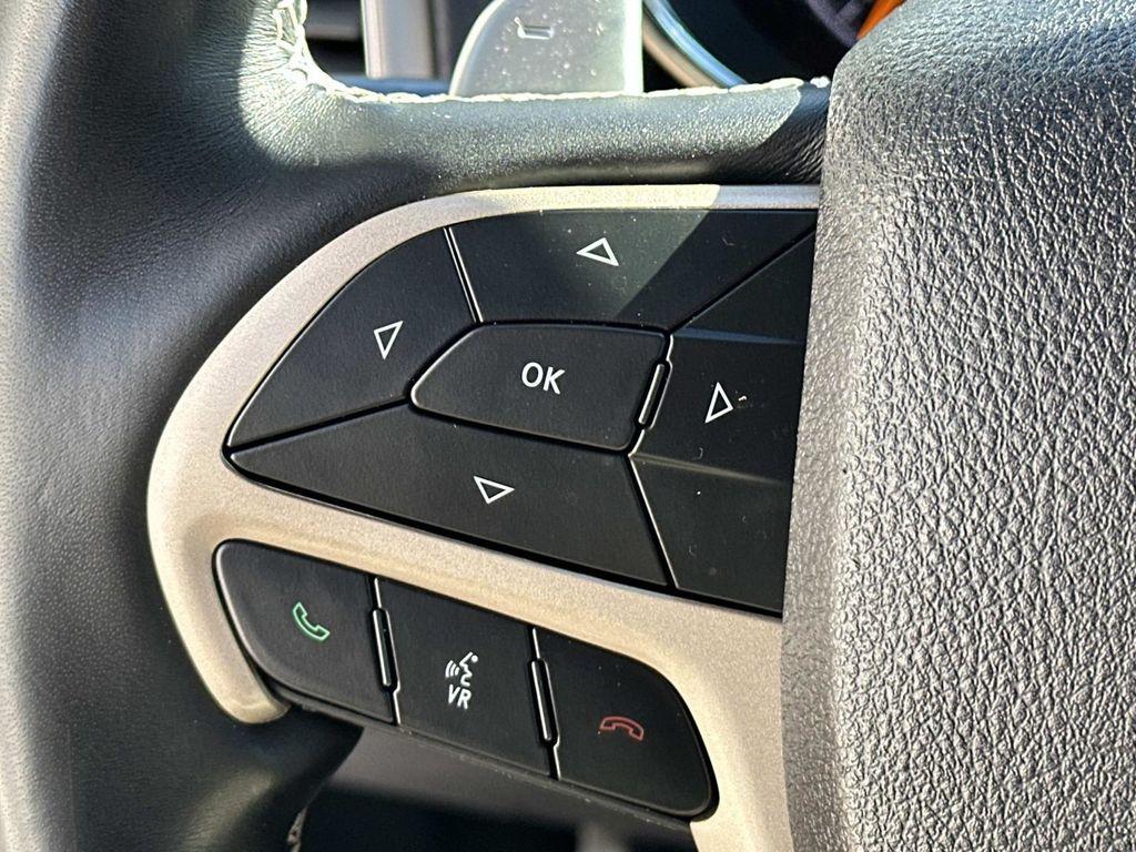 used 2017 Jeep Grand Cherokee car, priced at $15,500