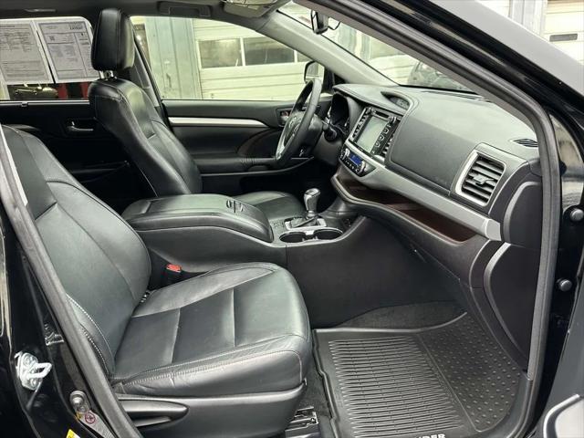 used 2016 Toyota Highlander car, priced at $19,500