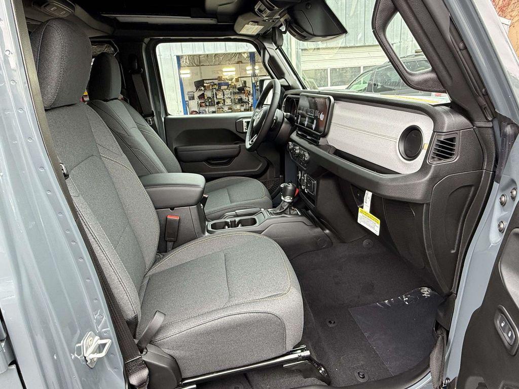 new 2026 Jeep Wrangler car, priced at $45,470