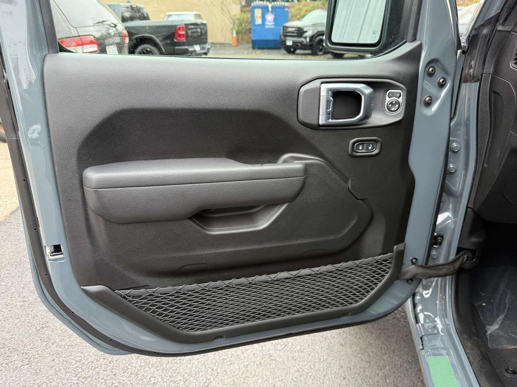 new 2026 Jeep Wrangler car, priced at $45,470