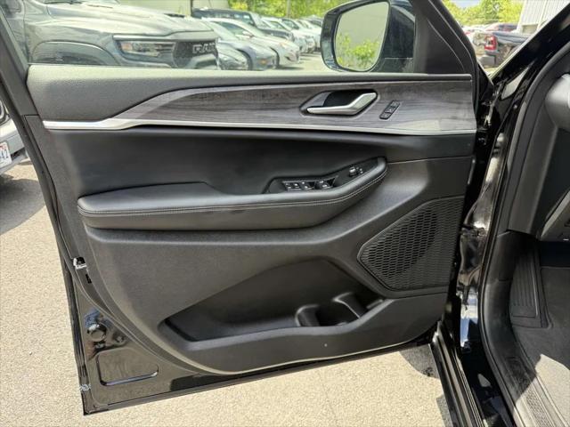 used 2025 Jeep Grand Cherokee L car, priced at $45,000