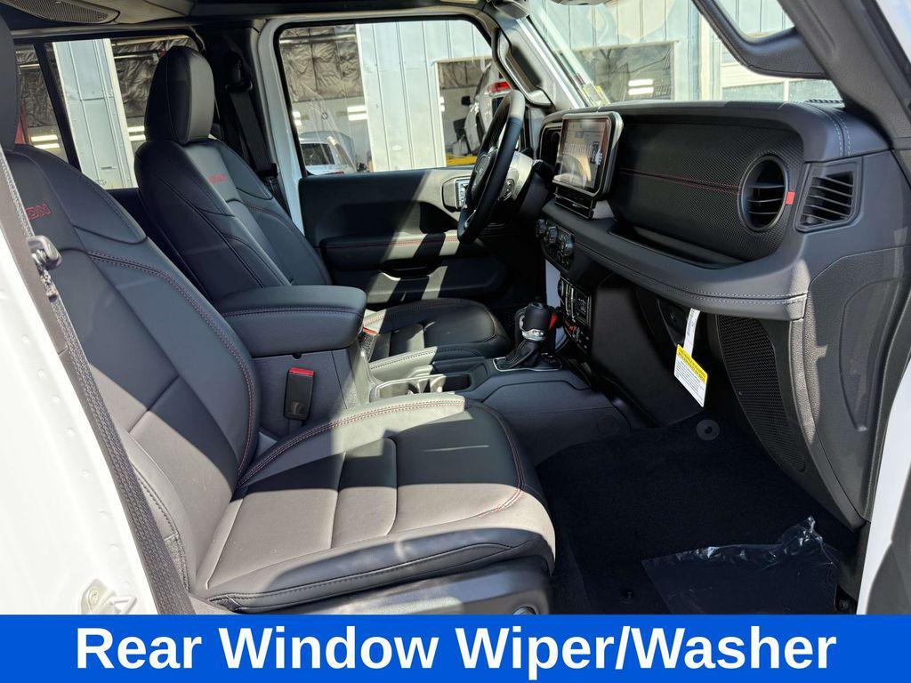 new 2025 Jeep Wrangler car, priced at $62,725