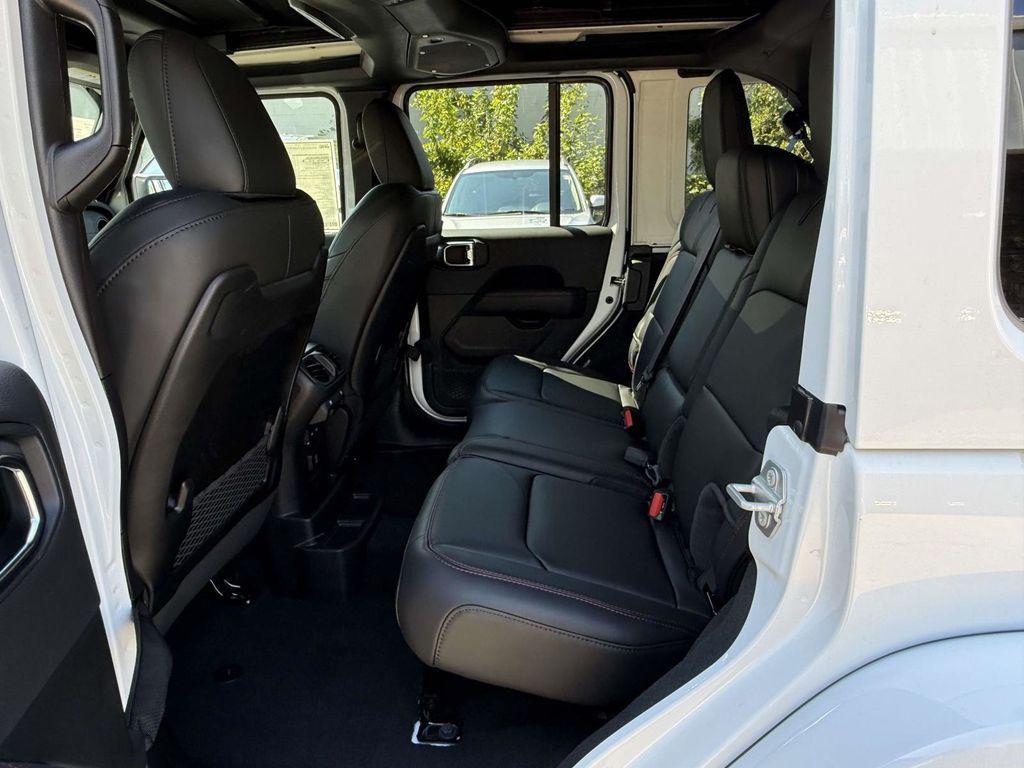 new 2025 Jeep Wrangler car, priced at $62,725
