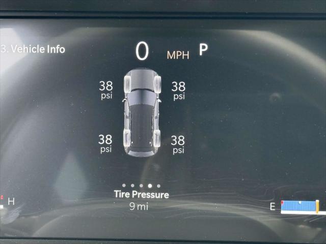 new 2025 Jeep Grand Cherokee car, priced at $41,502