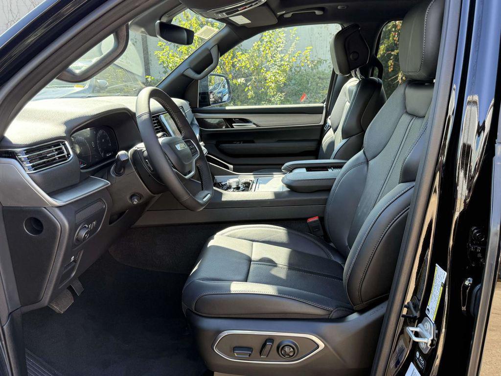 new 2025 Jeep Wagoneer car, priced at $66,060