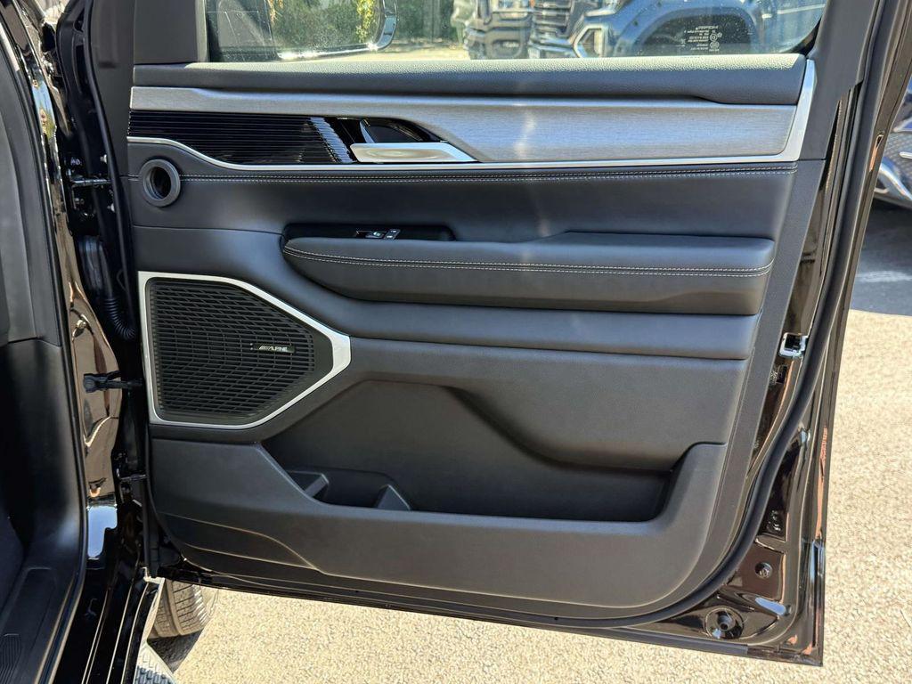 new 2025 Jeep Wagoneer car, priced at $66,060