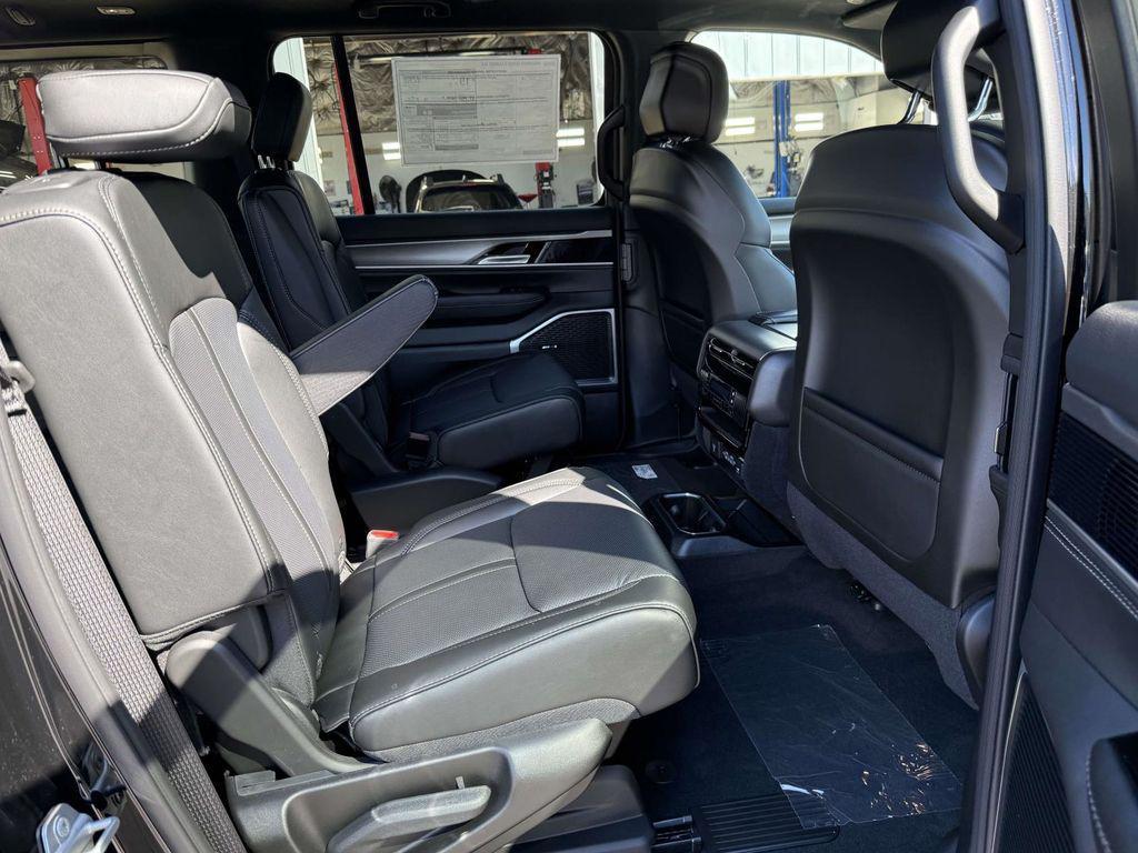 new 2025 Jeep Wagoneer car, priced at $66,060