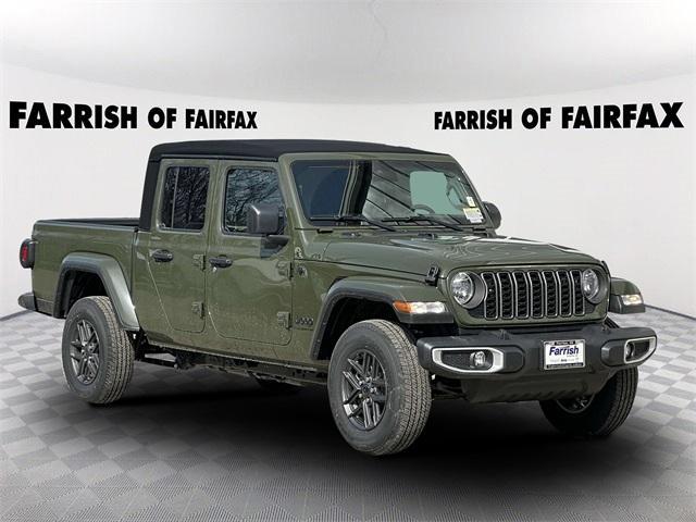 new 2024 Jeep Gladiator car, priced at $40,925