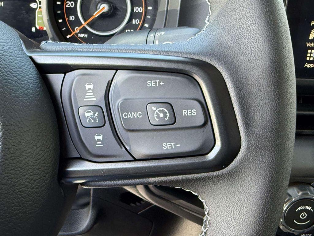 new 2025 Jeep Gladiator car, priced at $51,023