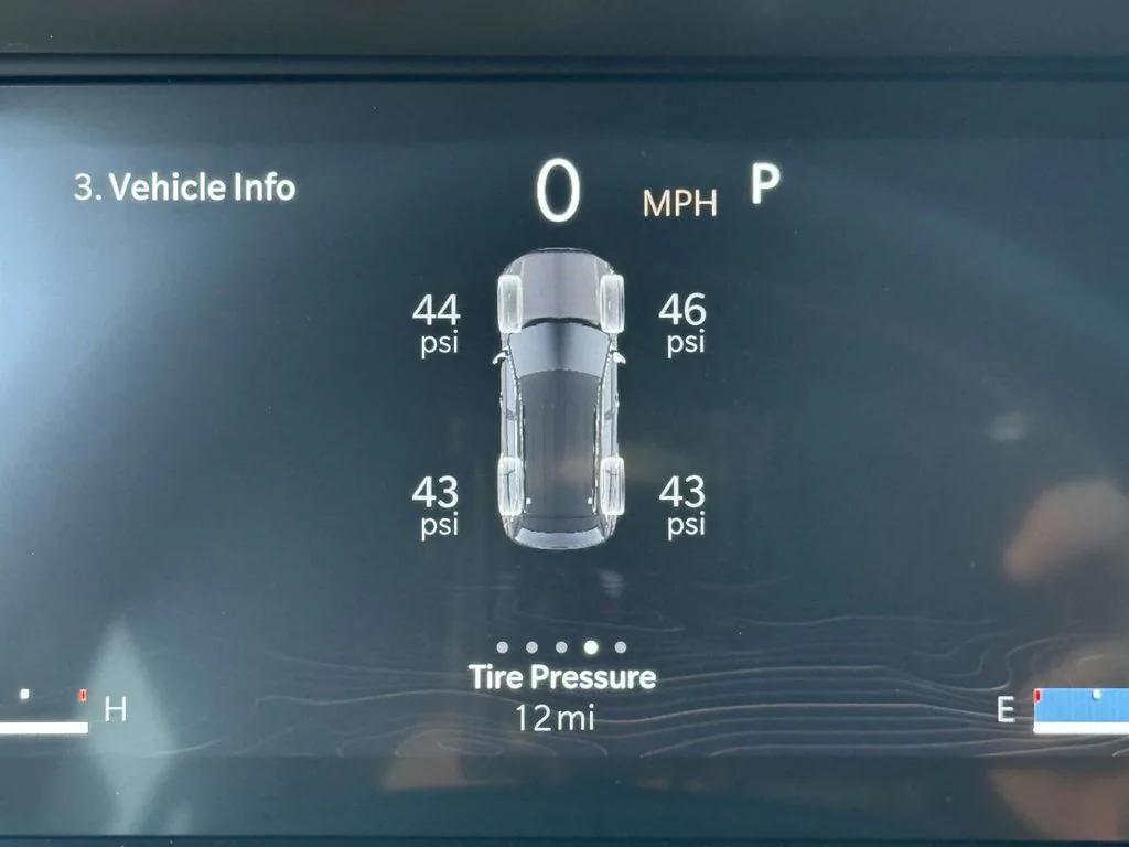 new 2025 Jeep Grand Cherokee car, priced at $43,669