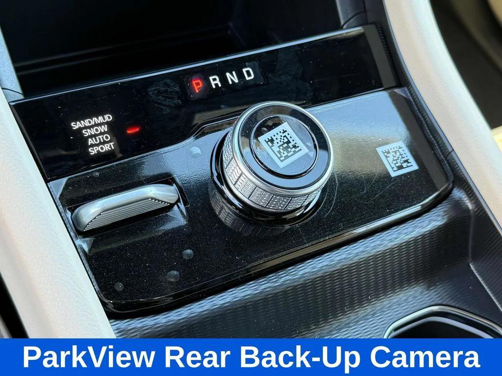 new 2025 Jeep Grand Cherokee car, priced at $43,669