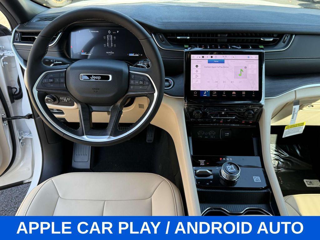 new 2025 Jeep Grand Cherokee car, priced at $42,669
