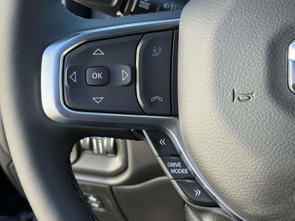 new 2025 Ram 1500 car, priced at $45,697