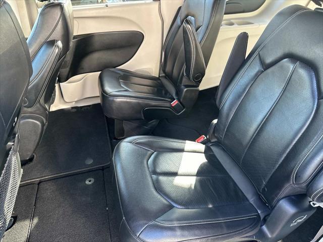 used 2022 Chrysler Pacifica car, priced at $22,500