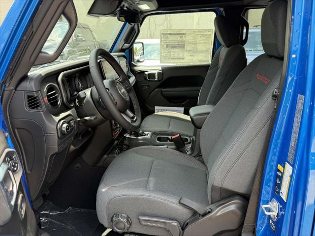 new 2025 Jeep Gladiator car, priced at $44,099