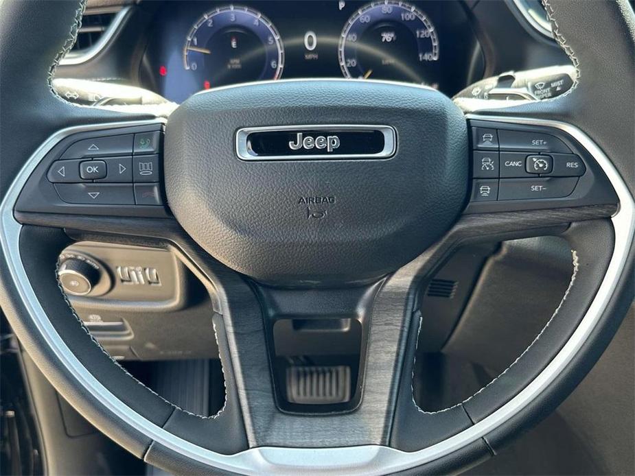 new 2024 Jeep Grand Cherokee car, priced at $45,966