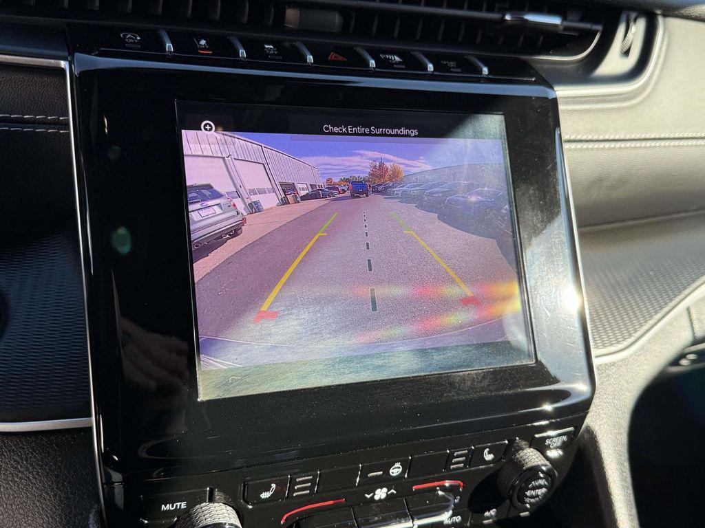 used 2025 Jeep Grand Cherokee car, priced at $37,000