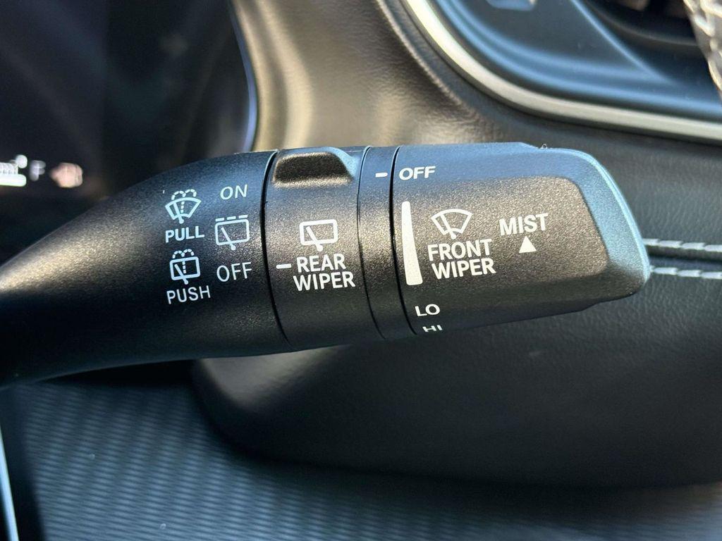 used 2025 Jeep Grand Cherokee car, priced at $37,000