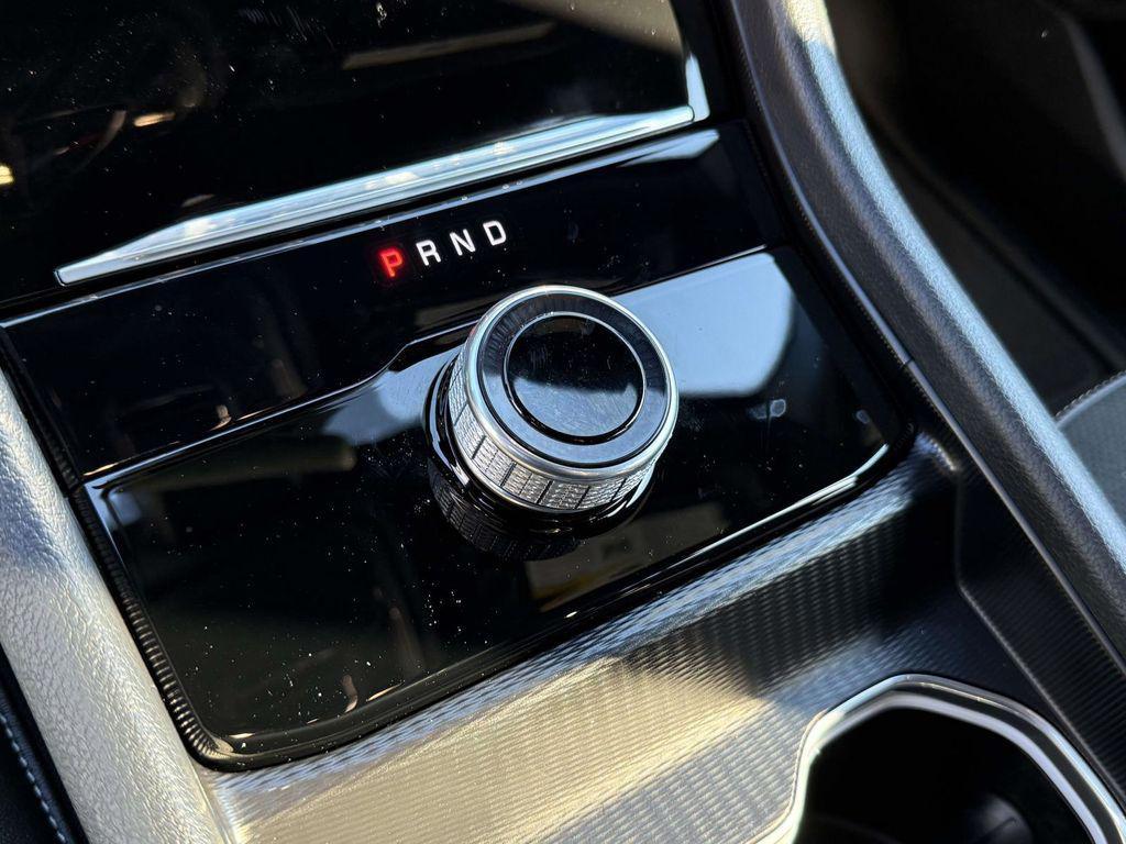 used 2025 Jeep Grand Cherokee car, priced at $37,000